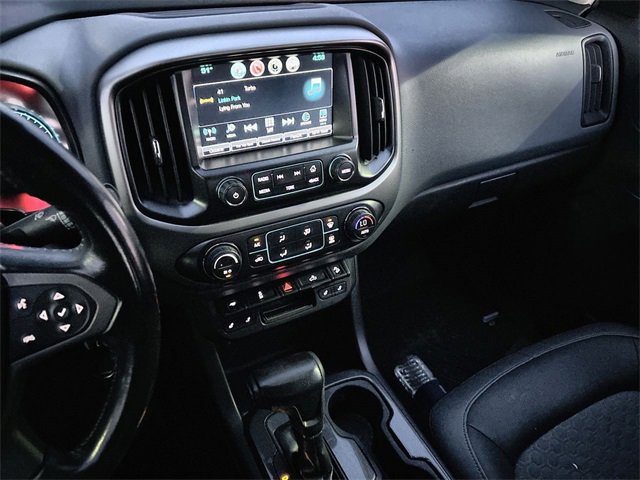 Used 2016 Chevrolet Colorado Z71 w/ Z71 Midnight Edition image 32