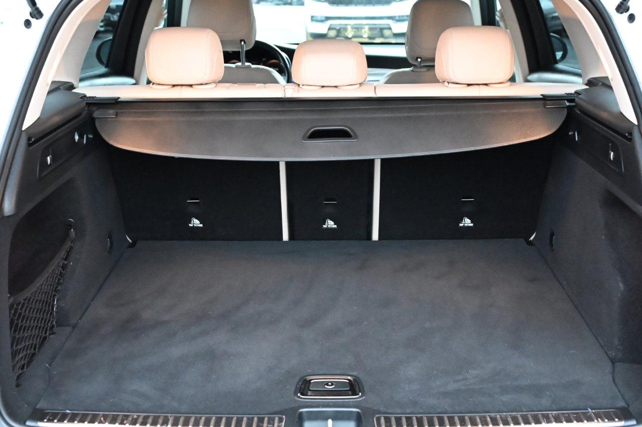 Used 2022 Mercedes-Benz GLC 300 4MATIC image 40