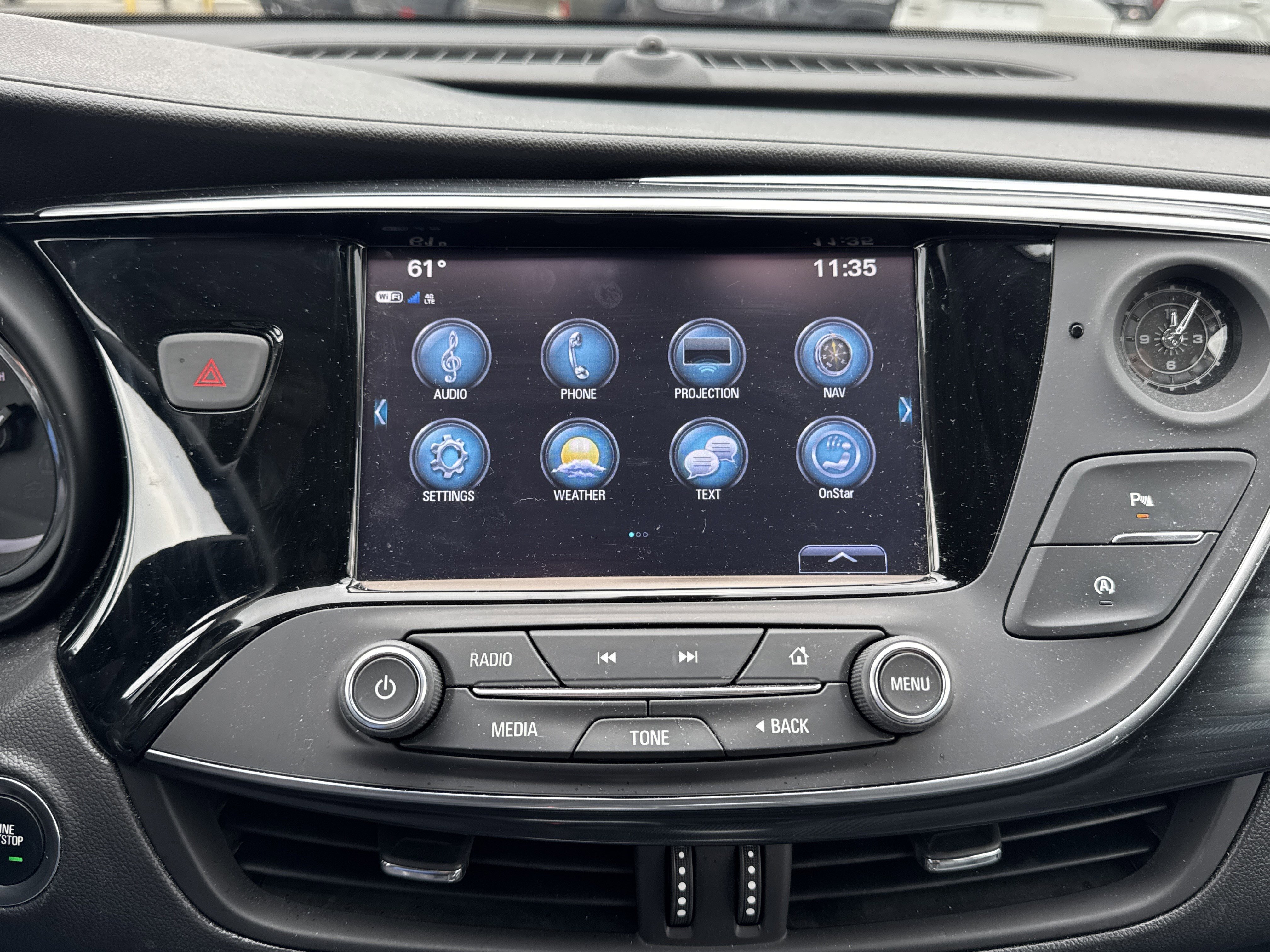 Used 2020 Buick Envision Essence image 19