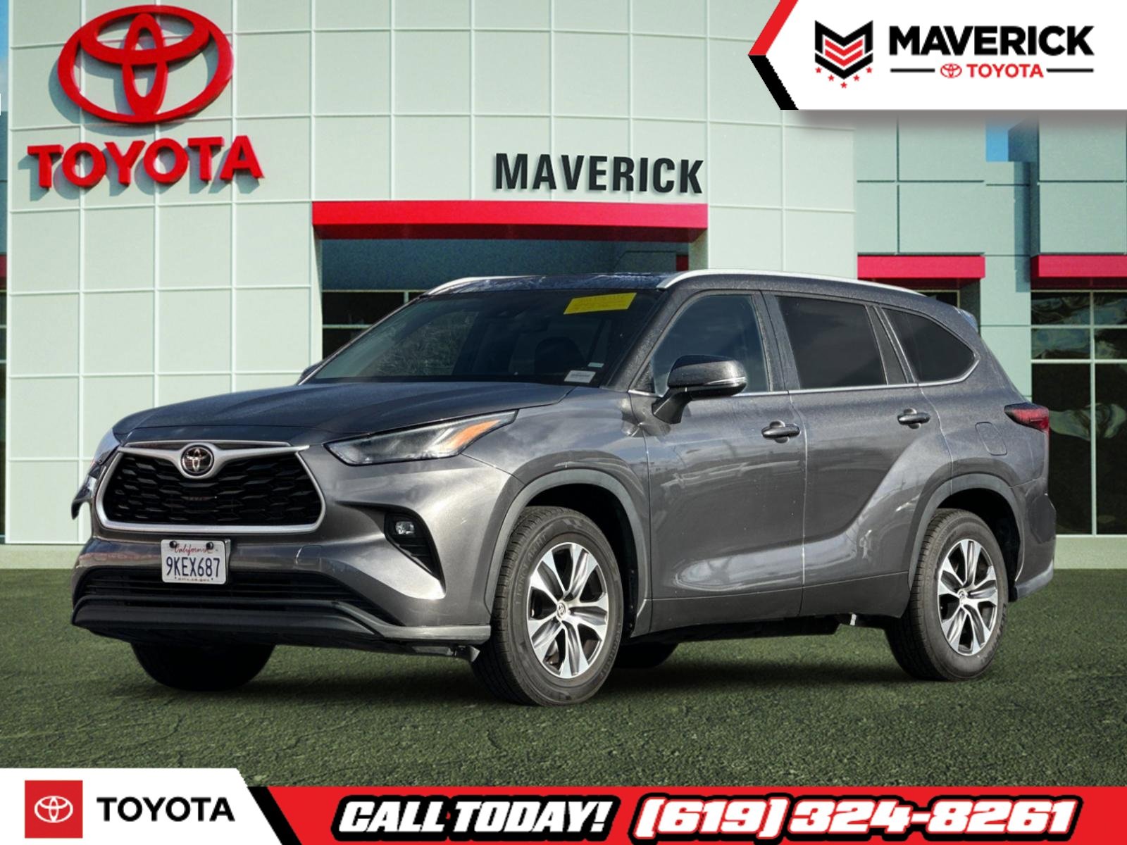 Used 2024 Toyota Highlander XLE image 1