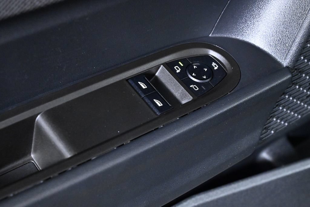 Certified 2025 MINI Cooper S FWD image 18