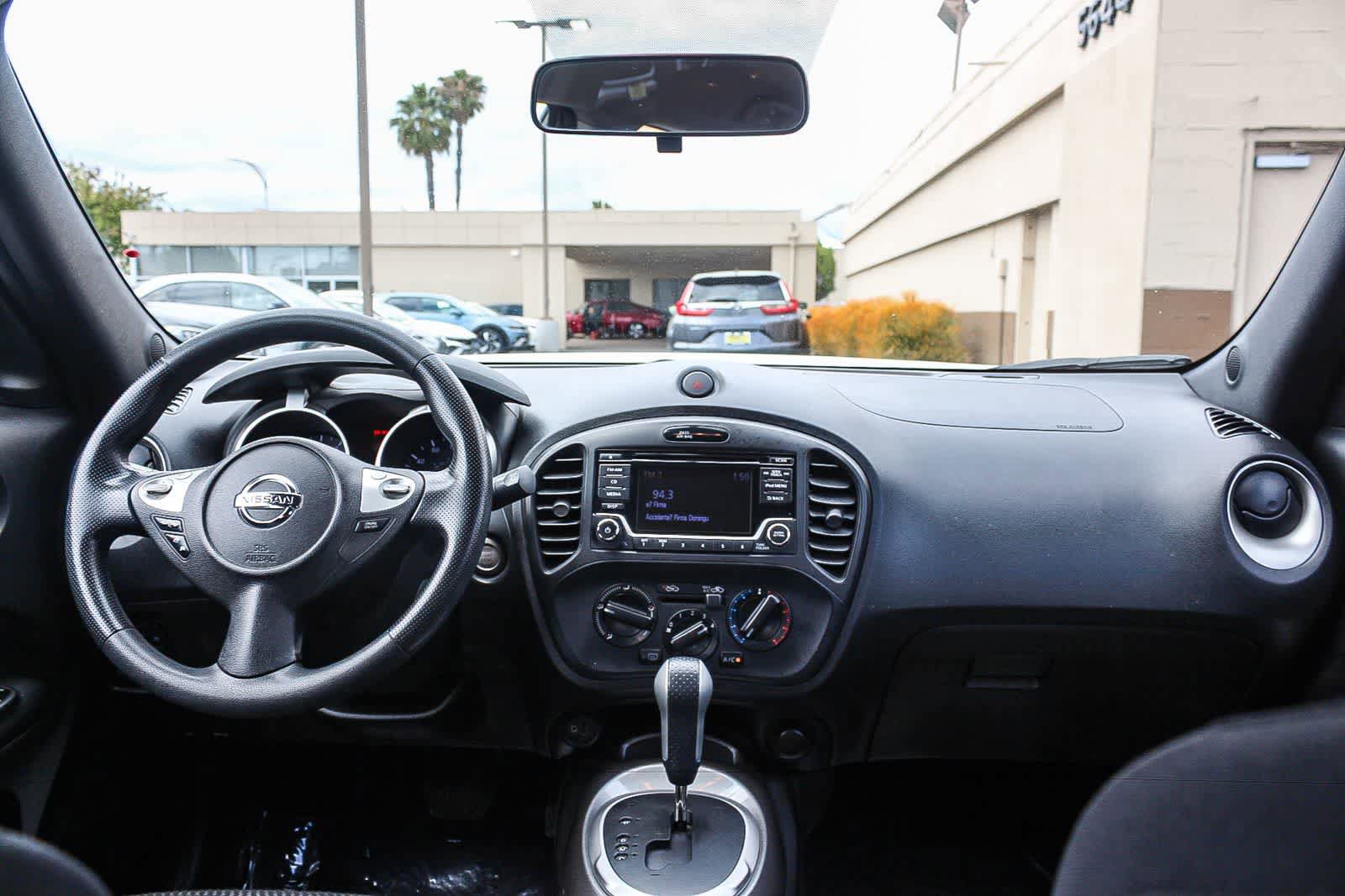 Used 2017 Nissan Juke S FWD image 17