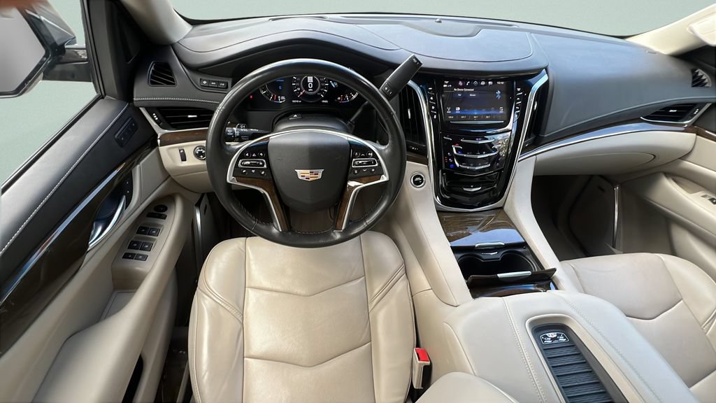 Used 2019 Cadillac Escalade Luxury w/ LPO, Radiant Package RWD image 12