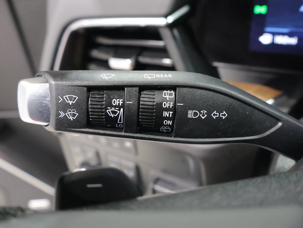 Used 2025 Chevrolet Tahoe High Country AWD/4WD image 43