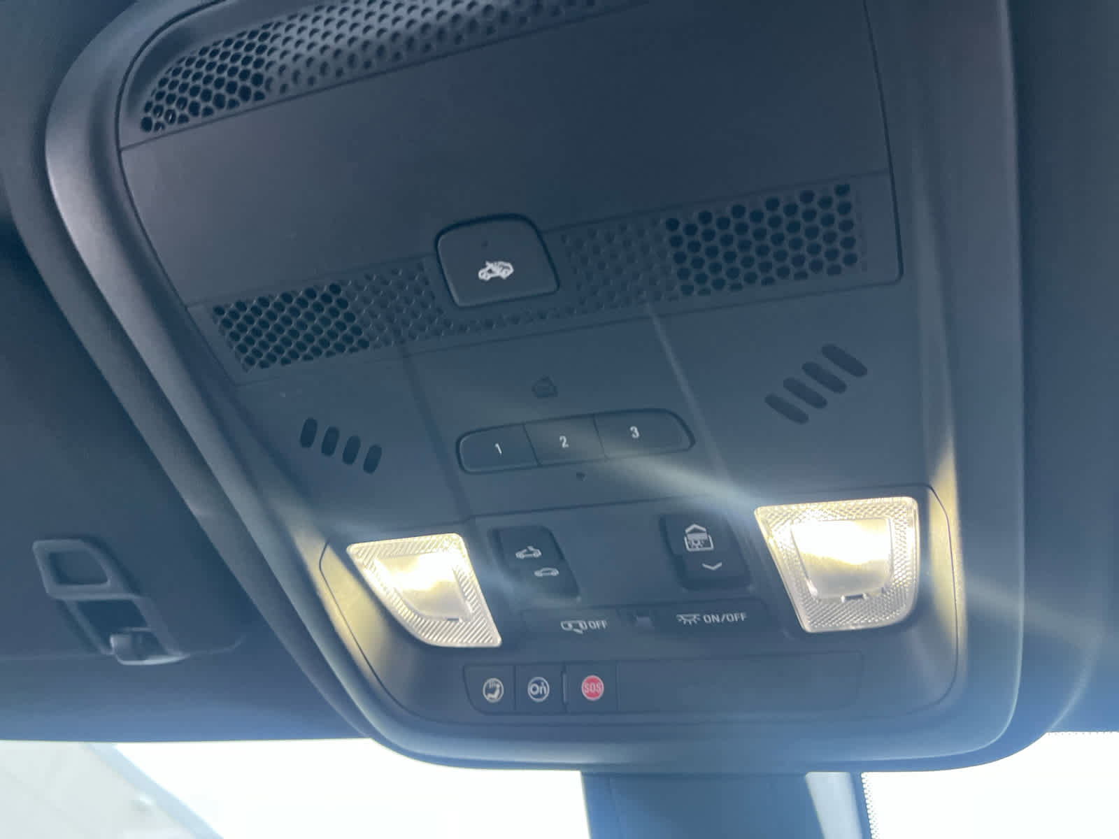 Used 2025 Cadillac XT6 Premium Luxury image 49