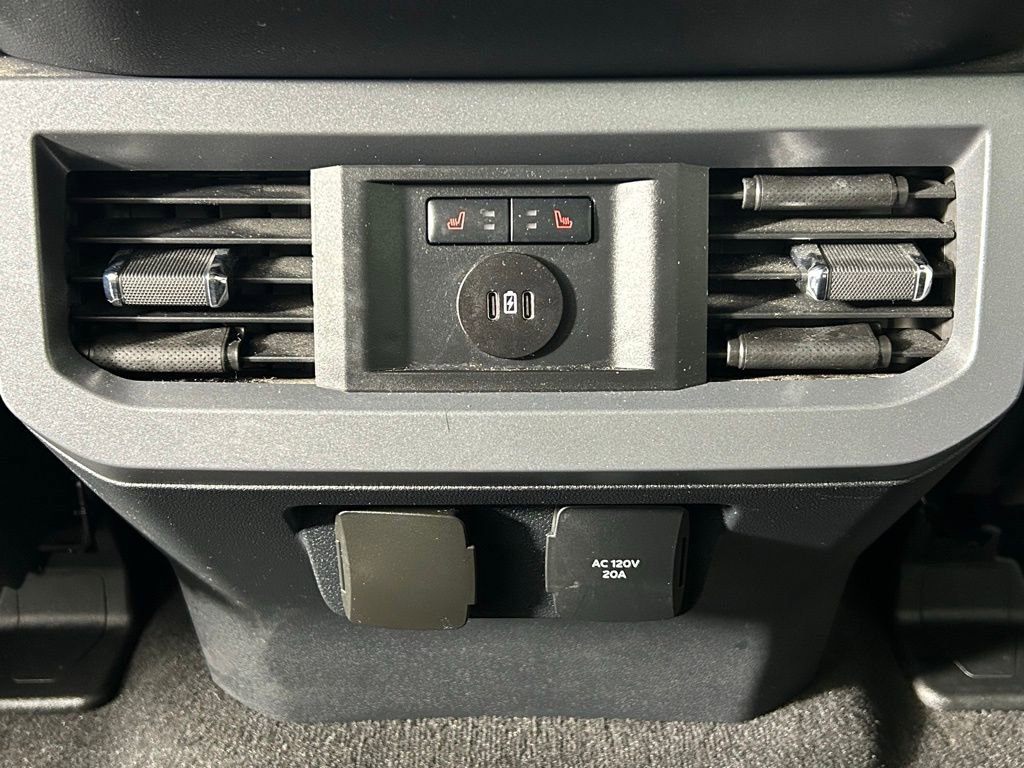 Used 2024 Ford F350 Lariat w/ Lariat Ultimate Package image 18