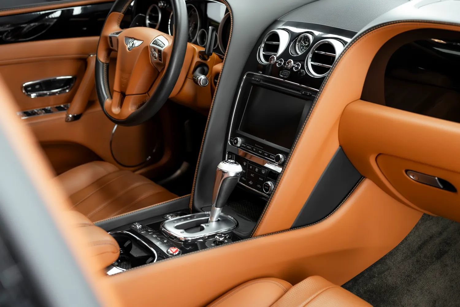 Used 2014 Bentley Flying Spur W12 AWD/4WD image 28