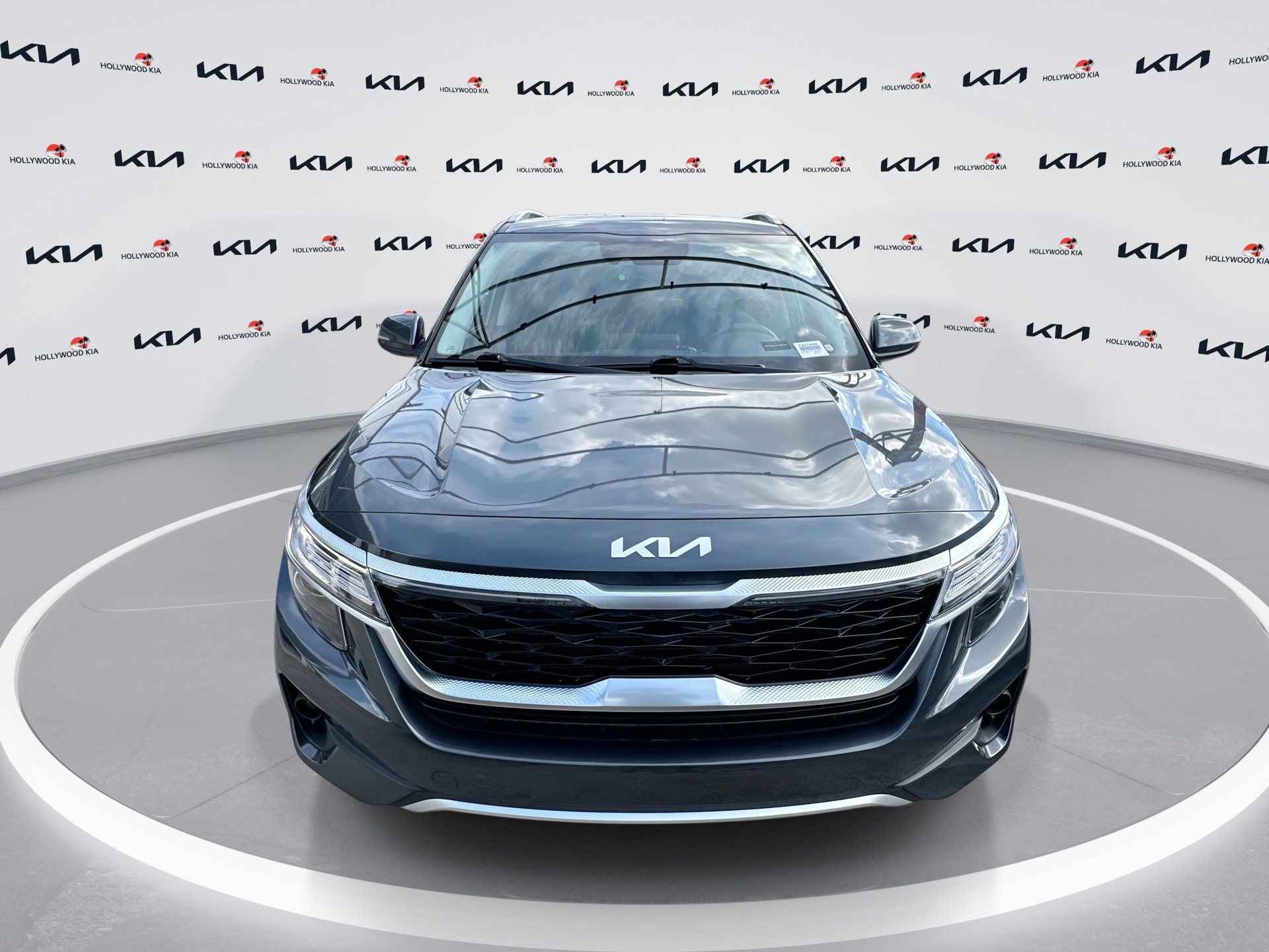 Certified 2023 Kia Seltos S image 3