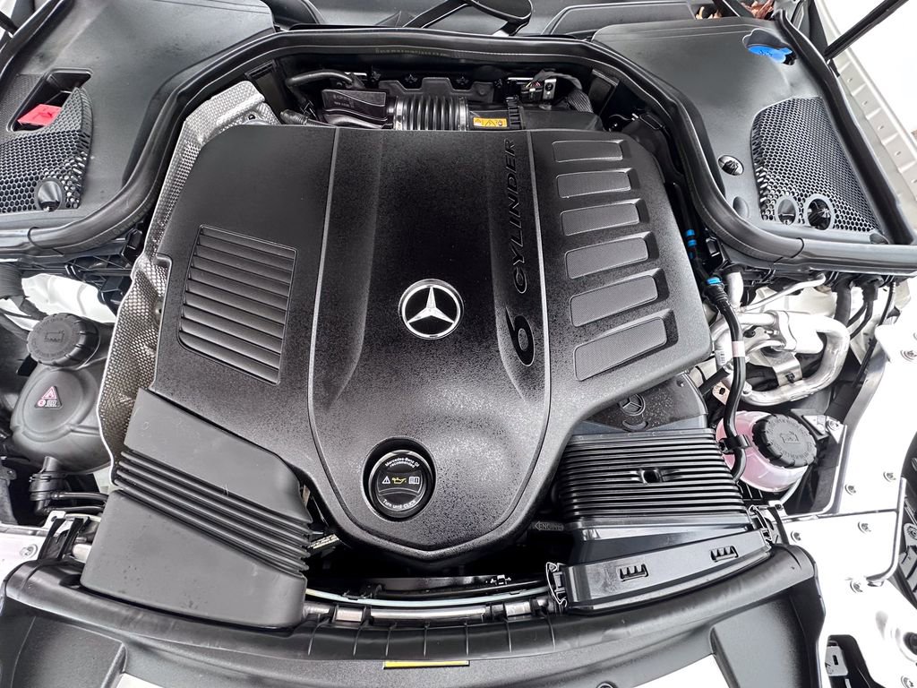 Used 2023 Mercedes-Benz E 450 Cabriolet image 23