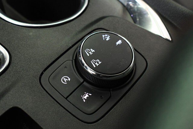 Used 2023 Chevrolet Traverse RS AWD/4WD image 35