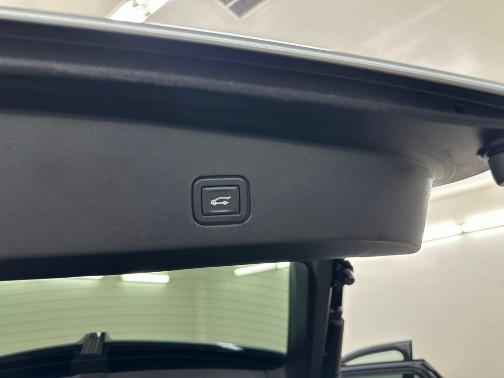Certified 2025 Cadillac Lyriq Sport AWD/4WD image 25