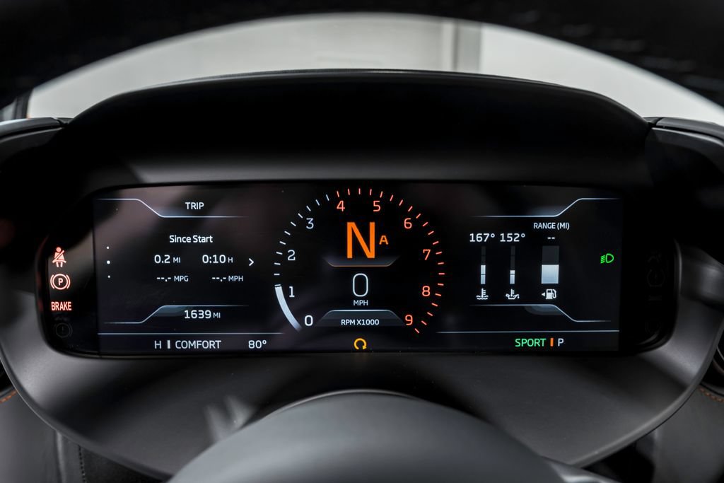 Used 2026 McLaren 750S RWD image 15