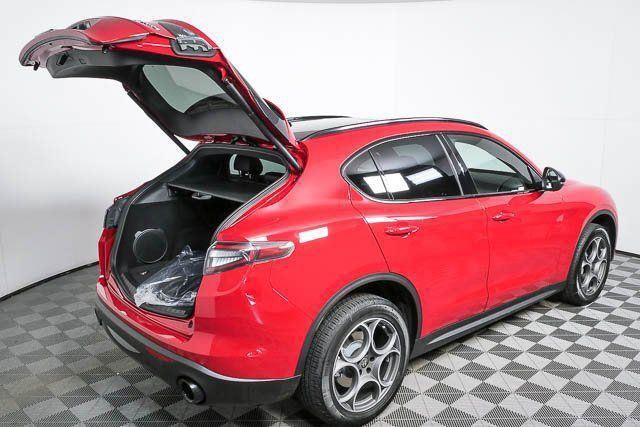 New 2026 Alfa Romeo Stelvio Sprint AWD/4WD image 26