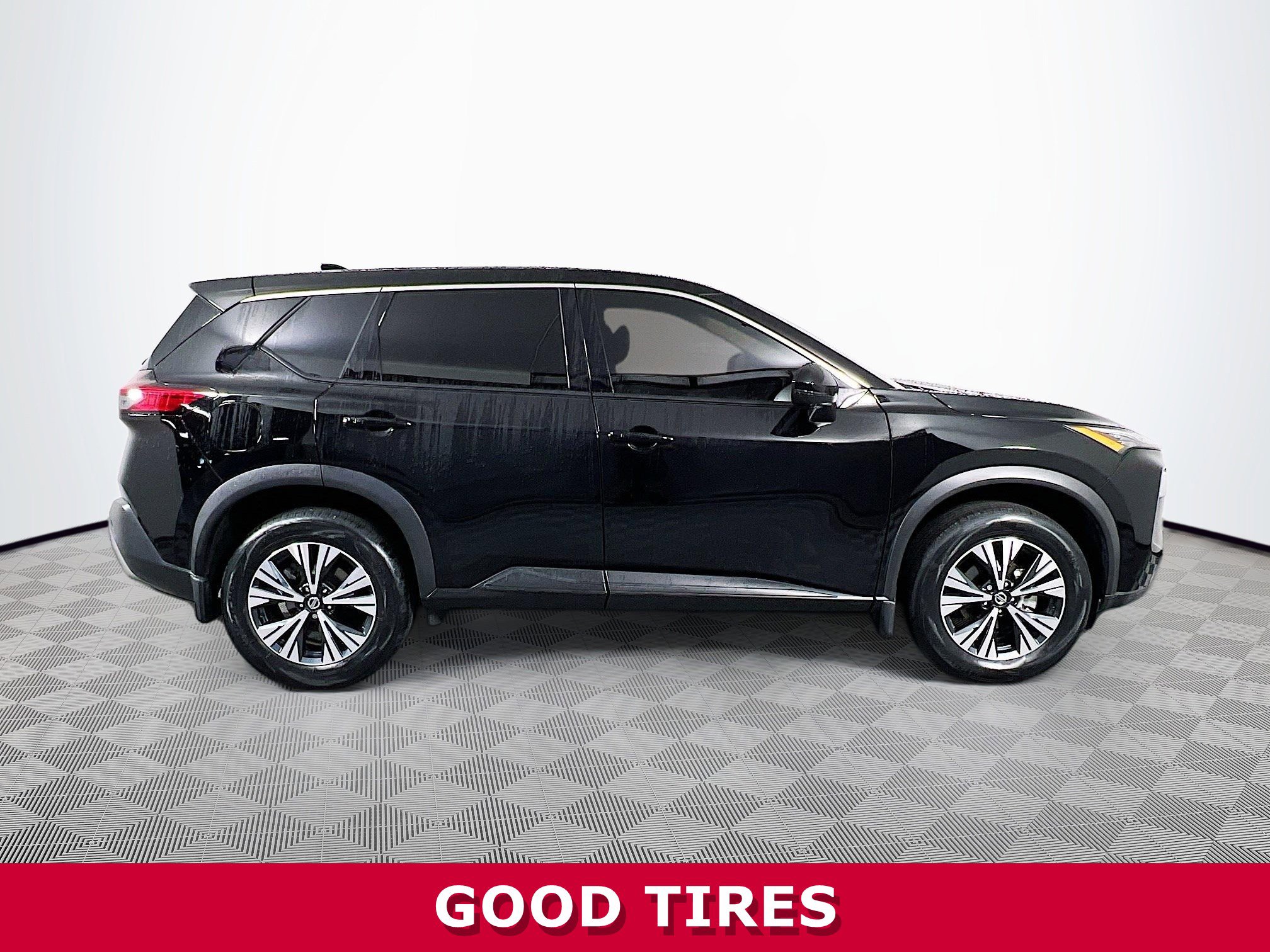 Used 2021 Nissan Rogue SV image 31