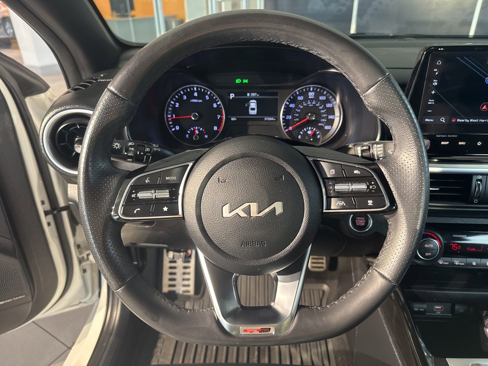 Used 2024 Kia Forte GT-Line w/ GT-Line Premium Package image 22