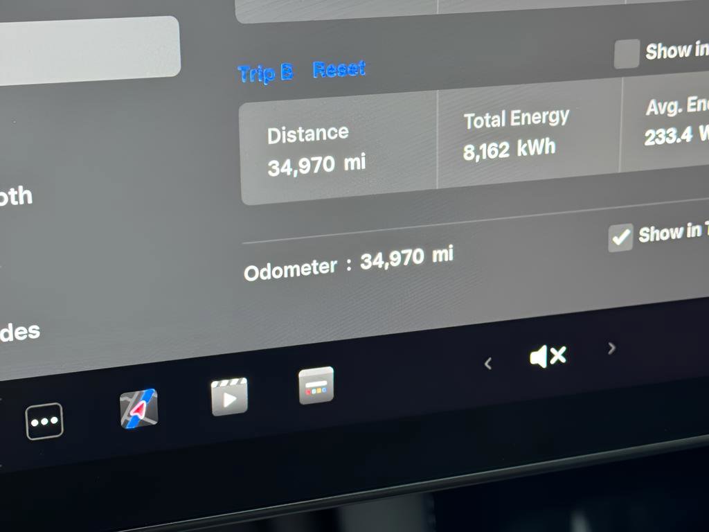 Used 2021 Tesla Model 3 Standard Range Plus image 8
