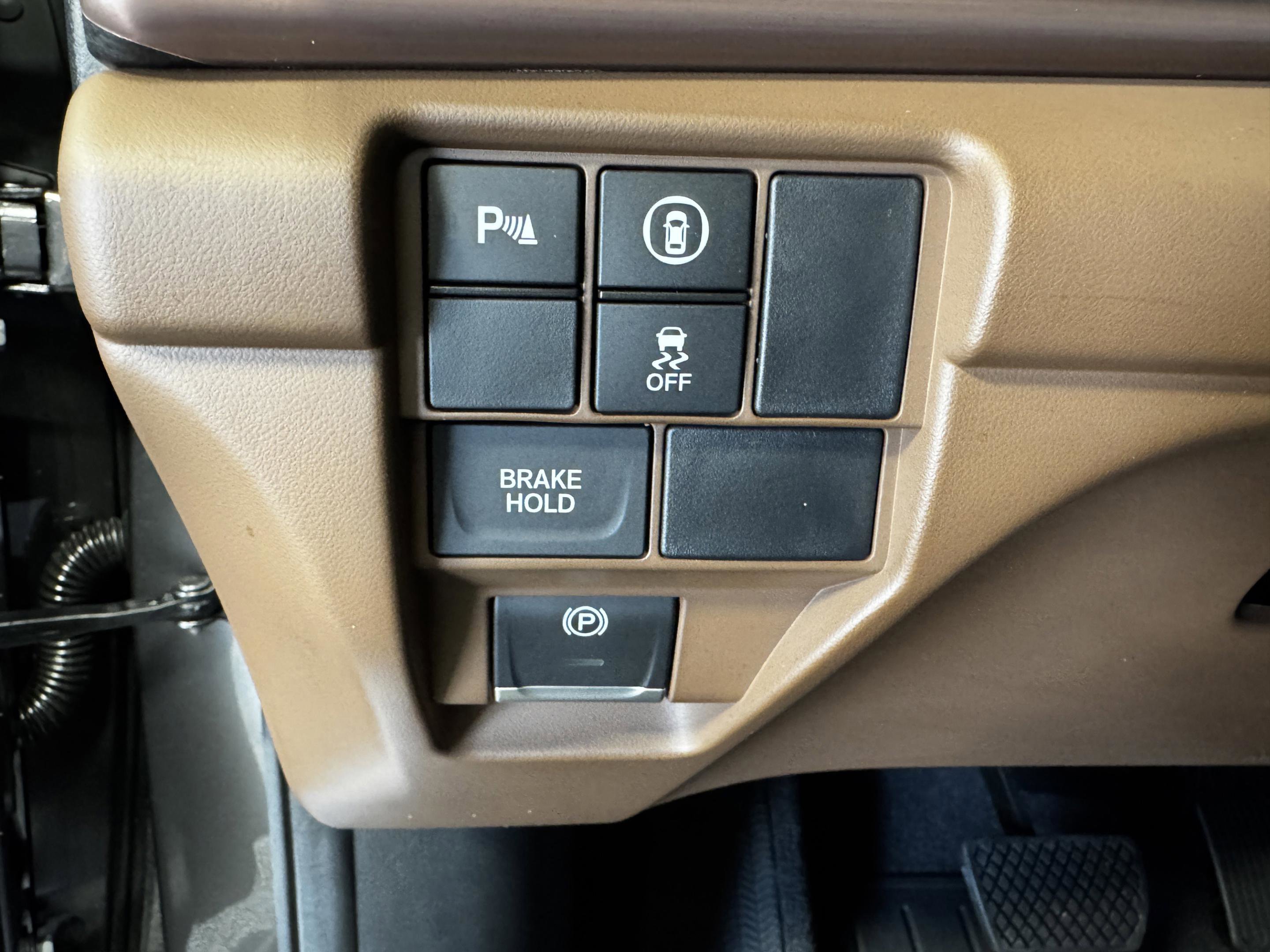 Certified 2025 Acura RDX SH-AWD w/ Technology Package image 17