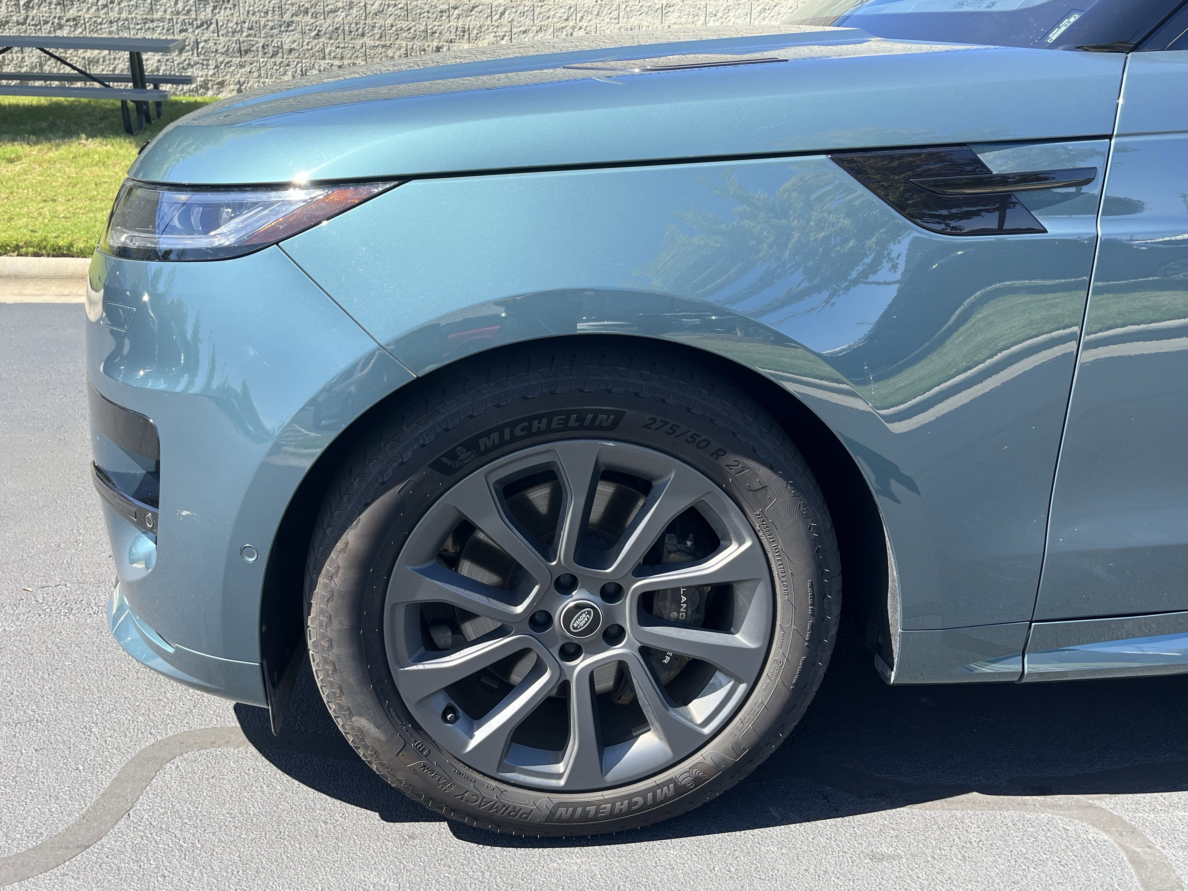 Used 2024 Land Rover Range Rover Sport Dynamic SE image 12