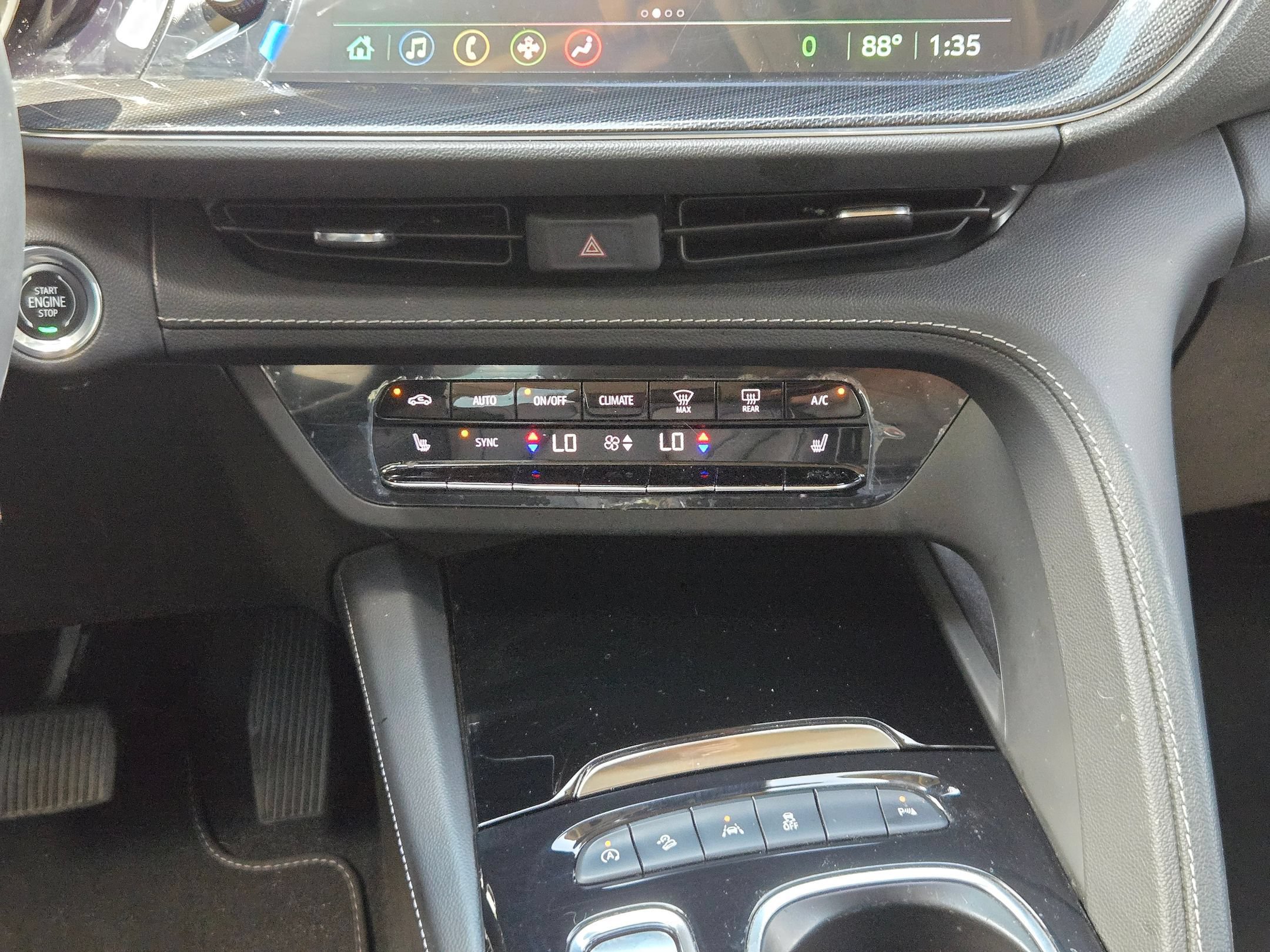 Used 2023 Buick Envision Essence AWD/4WD image 18