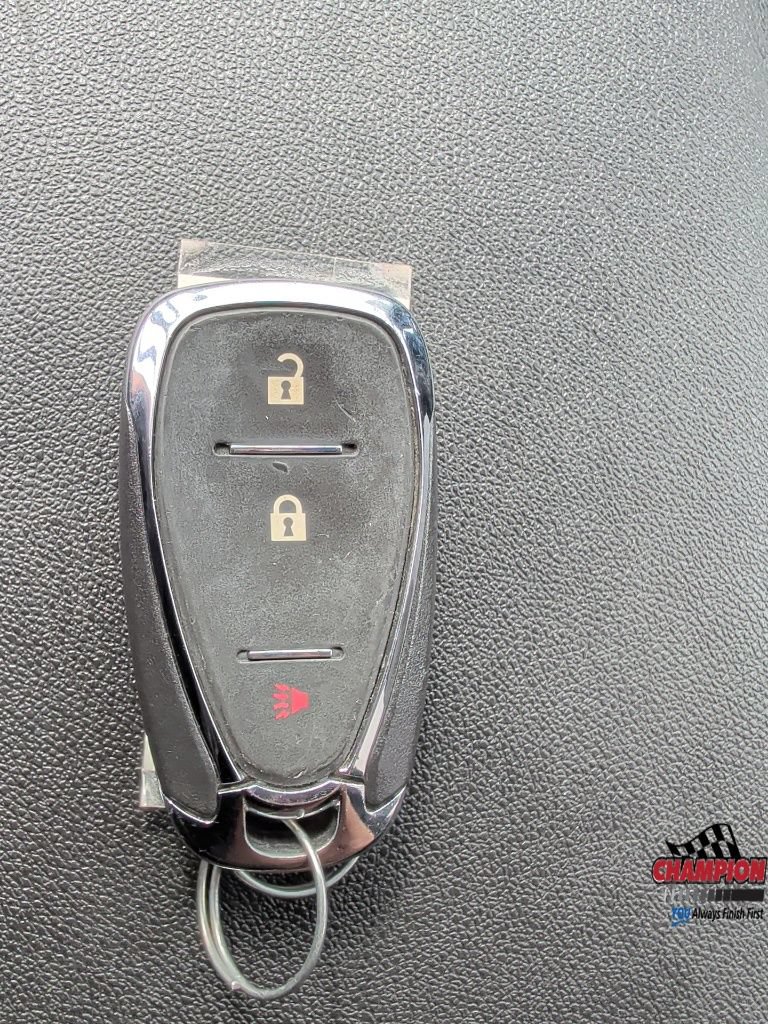Used 2023 Chevrolet Equinox LT AWD/4WD image 32