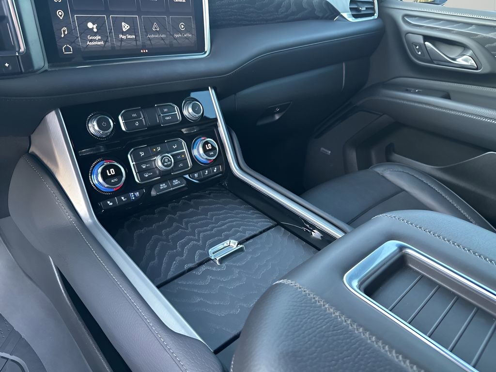 Used 2024 GMC Yukon Denali image 35