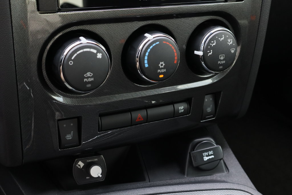 Used 2008 Dodge Challenger SRT8 RWD image 17