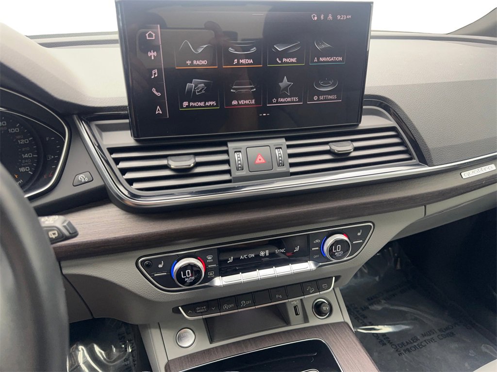 Used 2022 Audi Q5 2.0T Premium w/ Convenience Package image 62