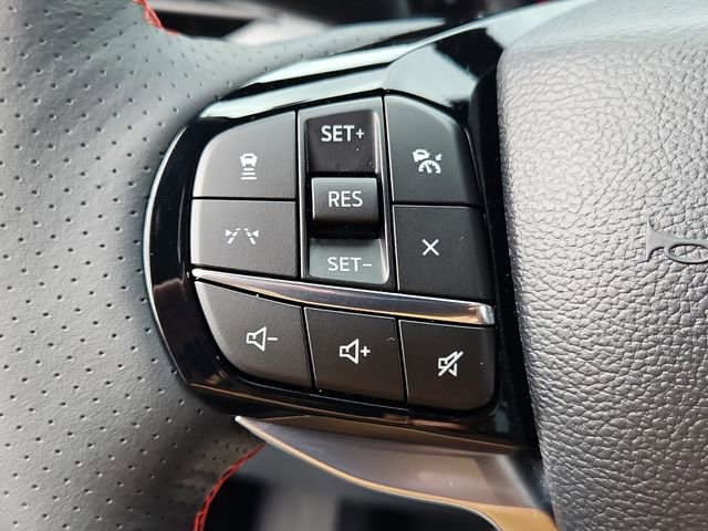 Used 2025 Ford Explorer ST-Line w/ Premium Package image 23