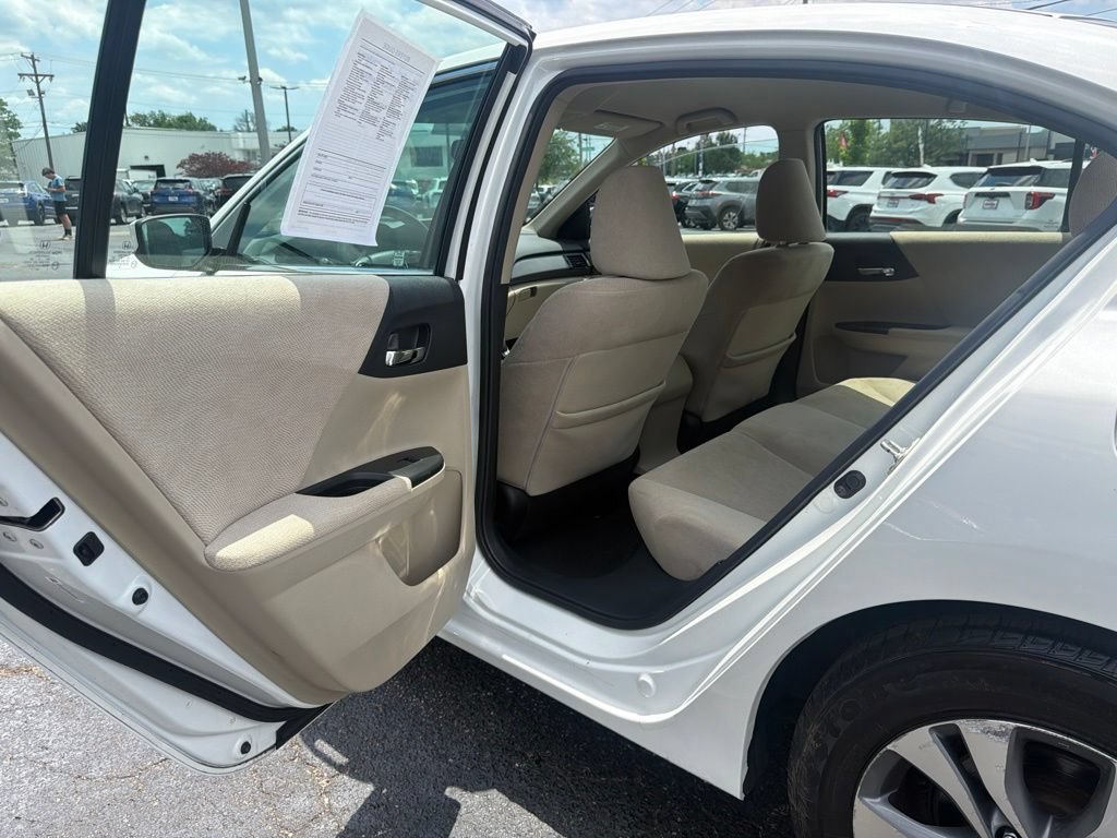 Used 2013 Honda Accord LX image 16