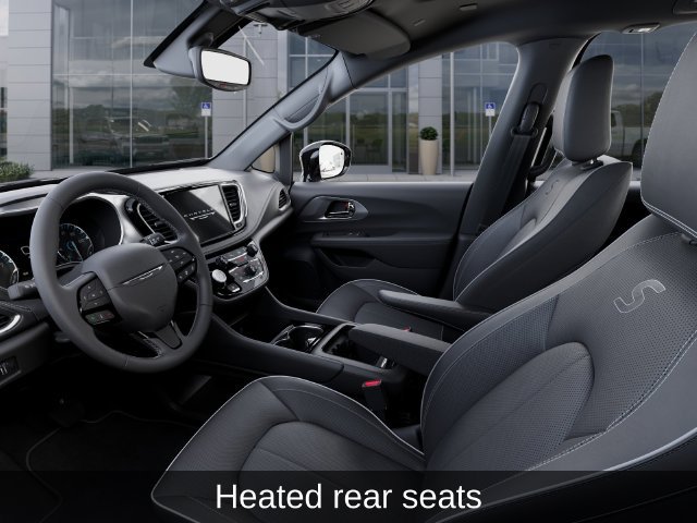New 2027 Chrysler Pacifica Limited AWD/4WD image 31