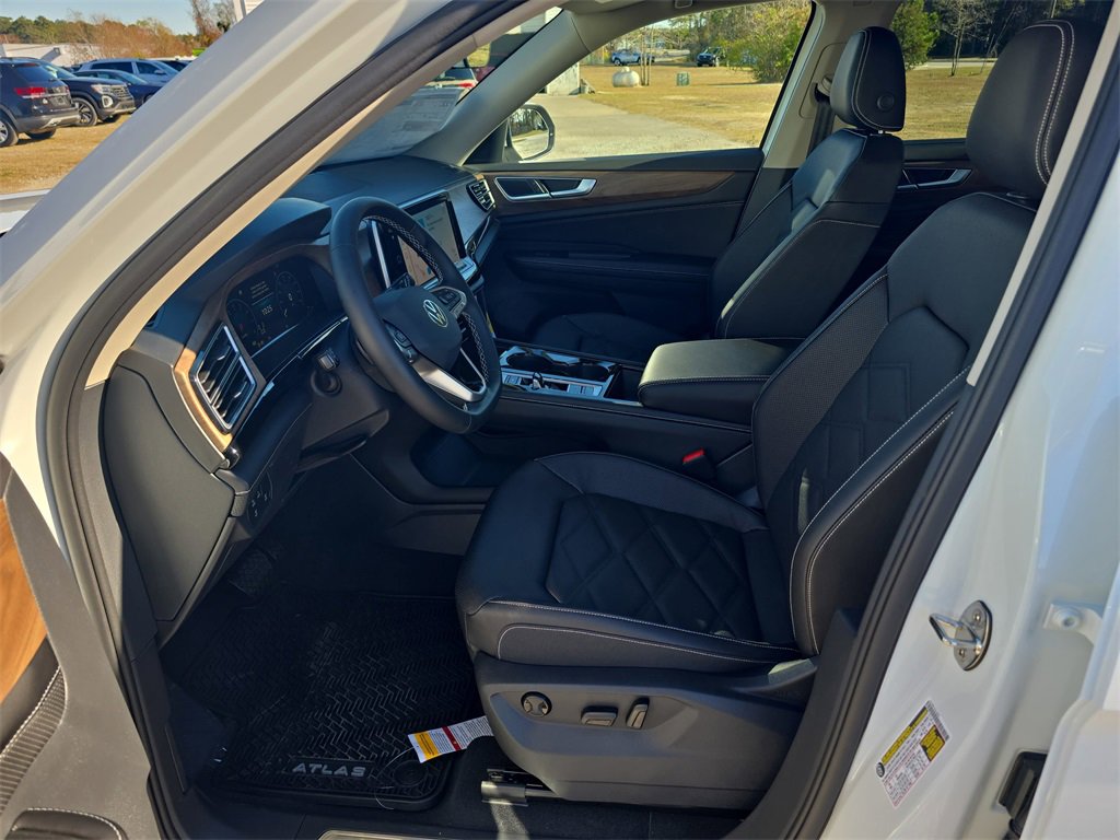 New 2026 Volkswagen Atlas SE image 12