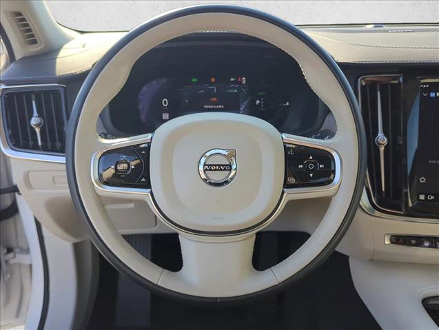 Used 2024 Volvo S90 T8 Ultimate w/ Lounge Package image 27