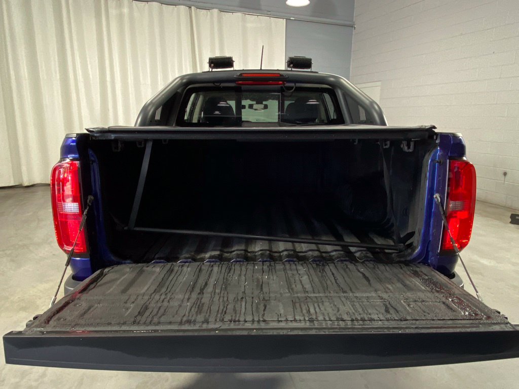 Used 2017 Chevrolet Colorado Z71 AWD/4WD image 28