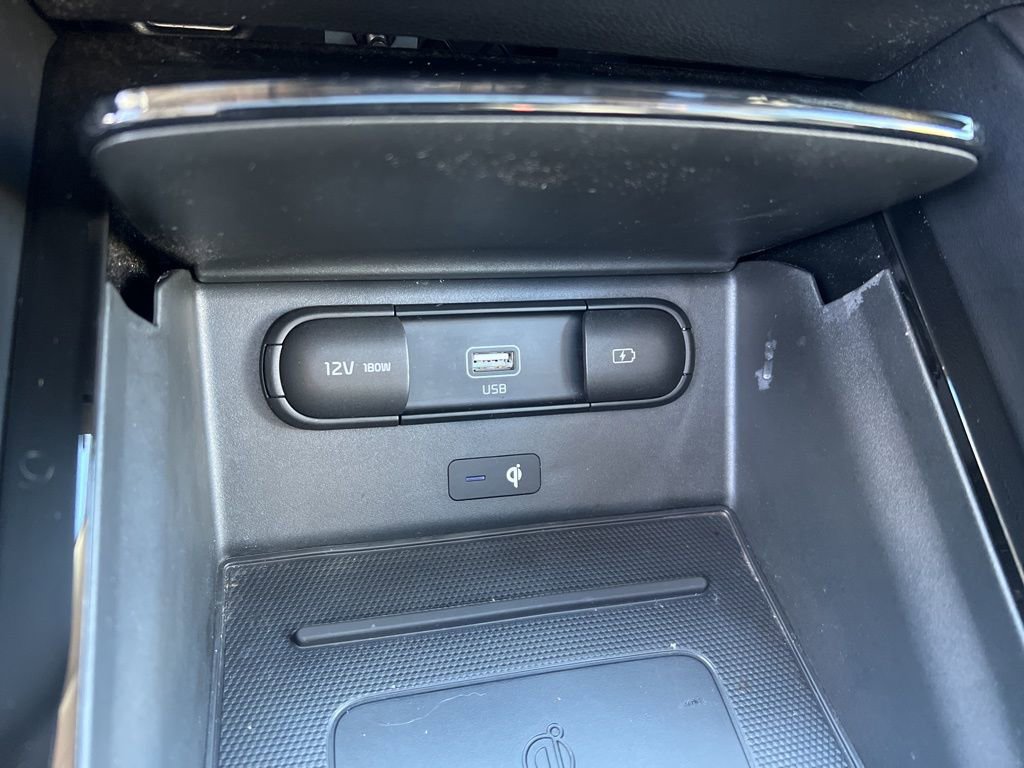 Certified 2022 Kia Telluride SX w/ SX Prestige Package image 61