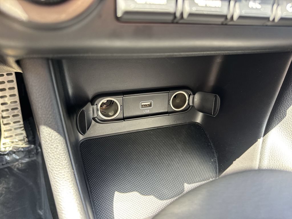 Used 2022 Kia Sportage Nightfall Edition FWD image 54