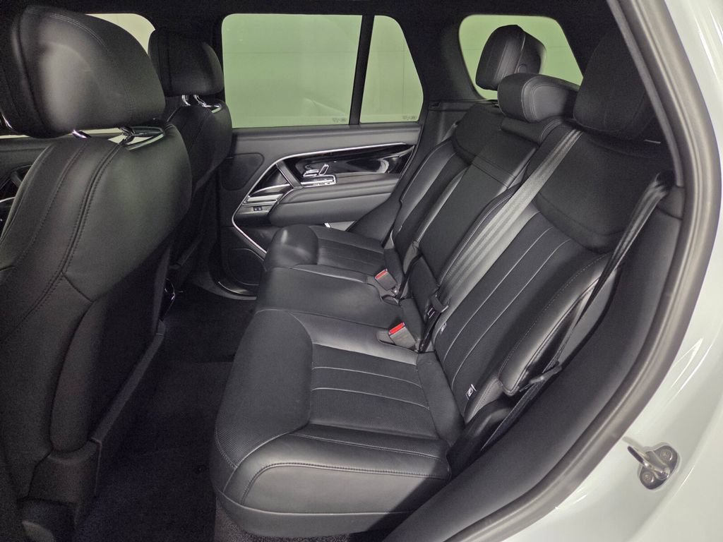 Used 2024 Land Rover Range Rover SE AWD/4WD image 22
