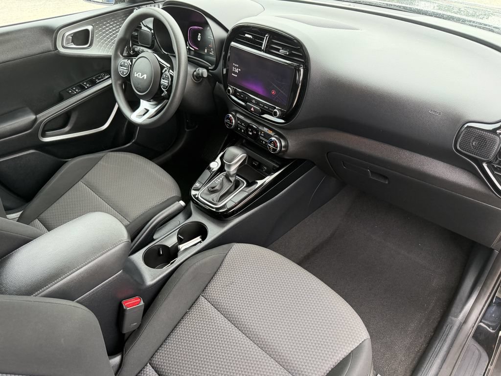 Certified 2024 Kia Soul S FWD image 14