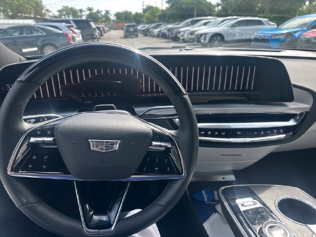 Certified 2023 Cadillac Lyriq 2WD image 12