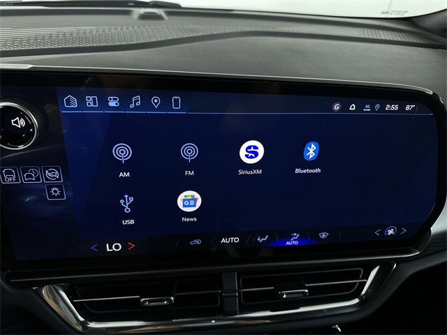 New 2026 Chevrolet Equinox EV LT image 13