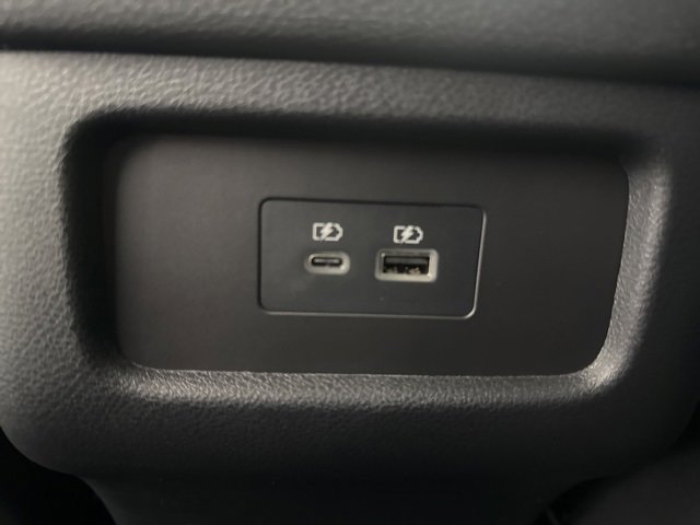 New 2025 Nissan Pathfinder SV w/ Black Appearance Package image 33