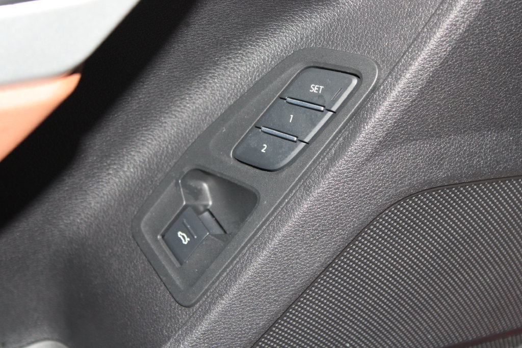 Used 2022 Audi Q3 2.0T Premium Plus w/ Premium Plus Package AWD/4WD image 8