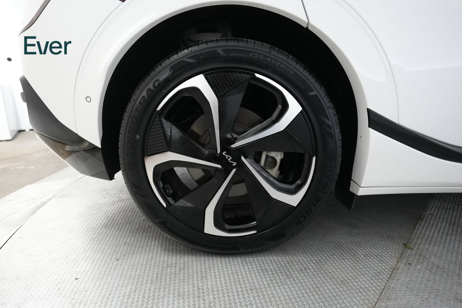 Used 2023 Kia EV6 GT-Line AWD/4WD image 21
