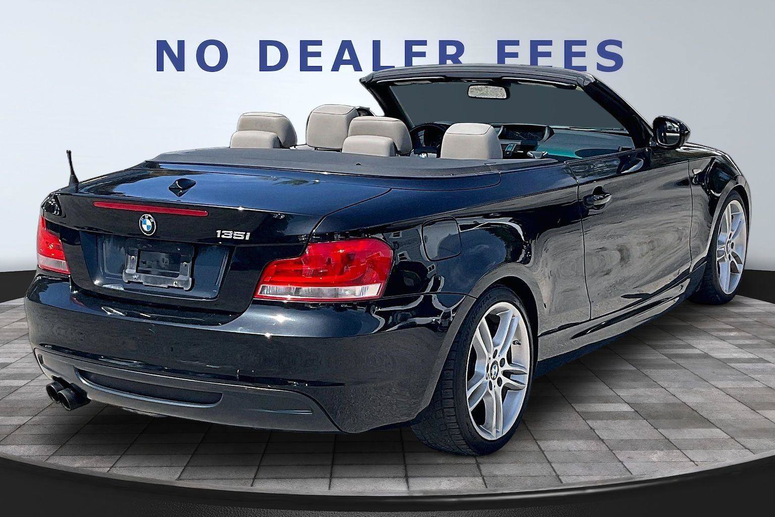 Used 2012 BMW 135i Convertible RWD image 6