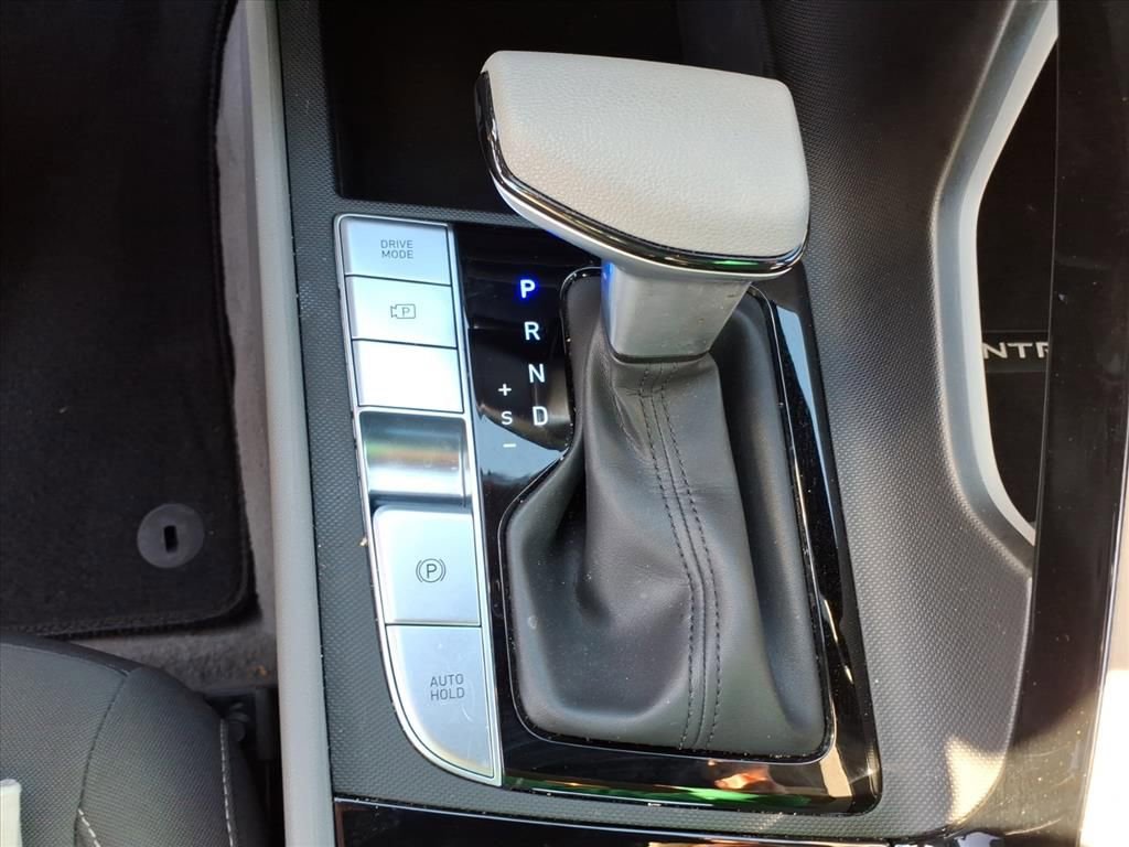 Used 2025 Hyundai Elantra Blue w/ Cargo Package image 22