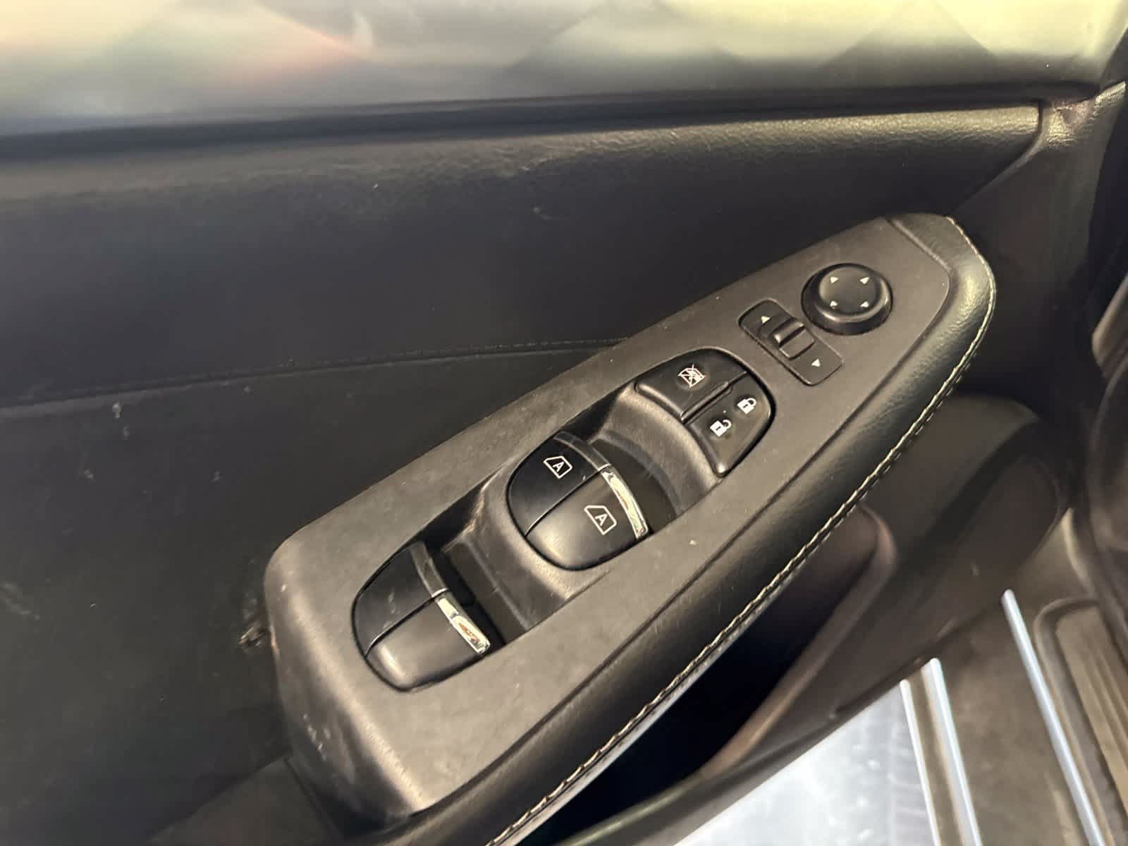 Used 2020 Nissan Maxima 3.5 SV w/ Floor Mat Group FWD image 17