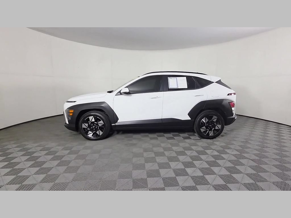 Used 2024 Hyundai Kona SEL FWD image 45