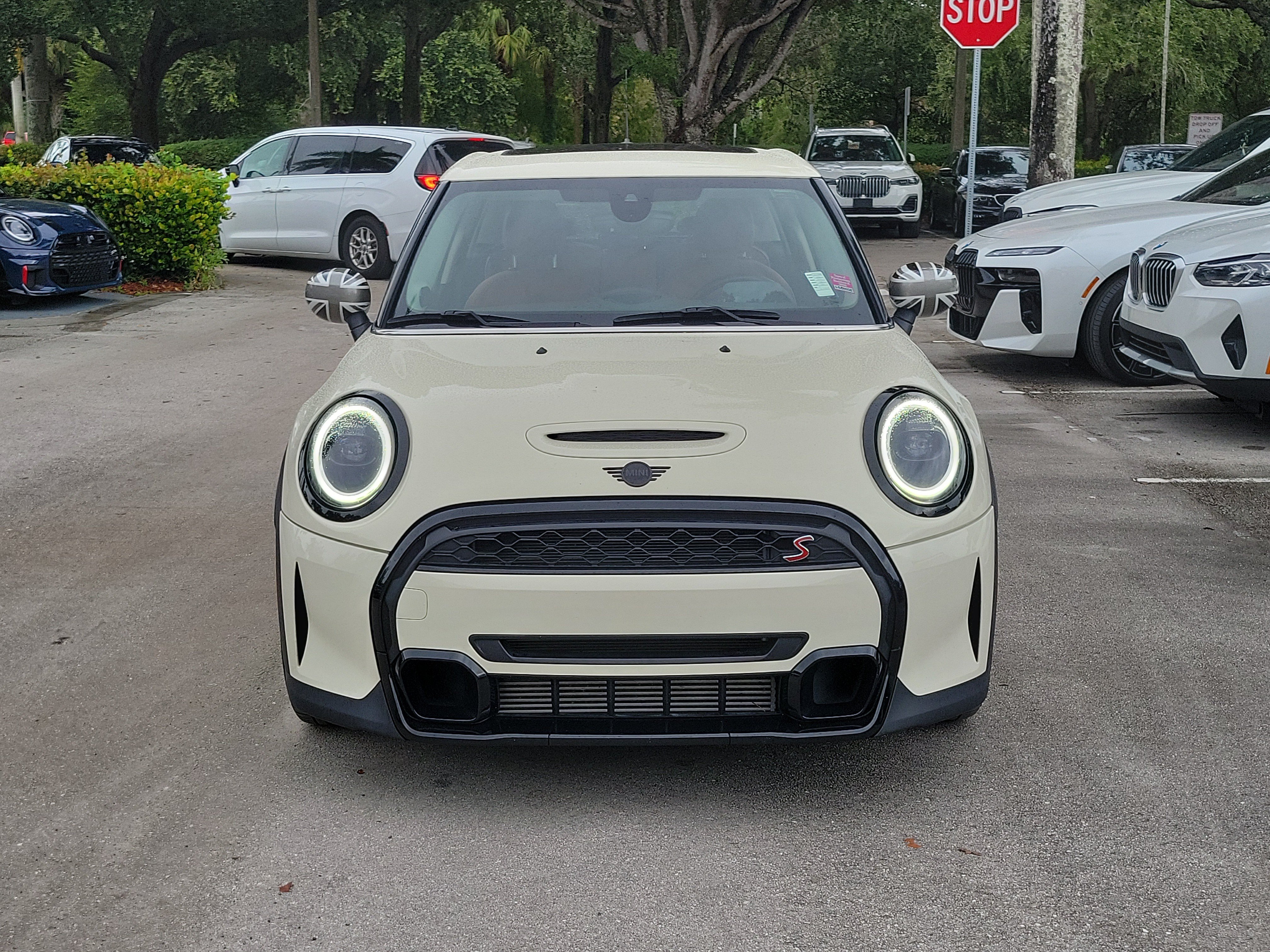 Used 2022 MINI Cooper S FWD image 8