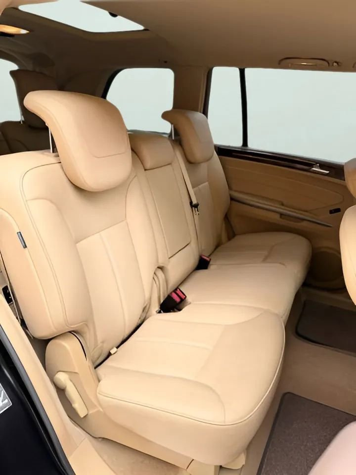 Used 2012 Mercedes-Benz GL 450 4MATIC image 25