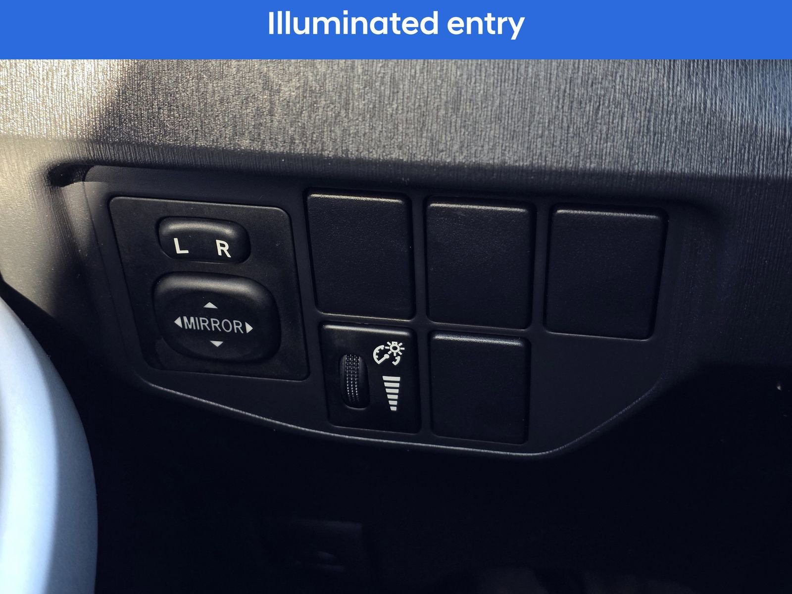 Used 2013 Toyota Prius Four image 30