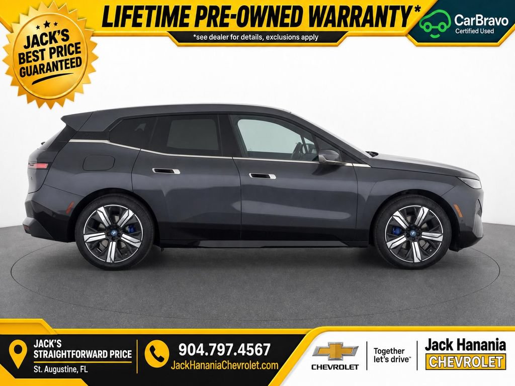 Used 2023 BMW iX xDrive50 w/ Sport Package AWD/4WD image 3